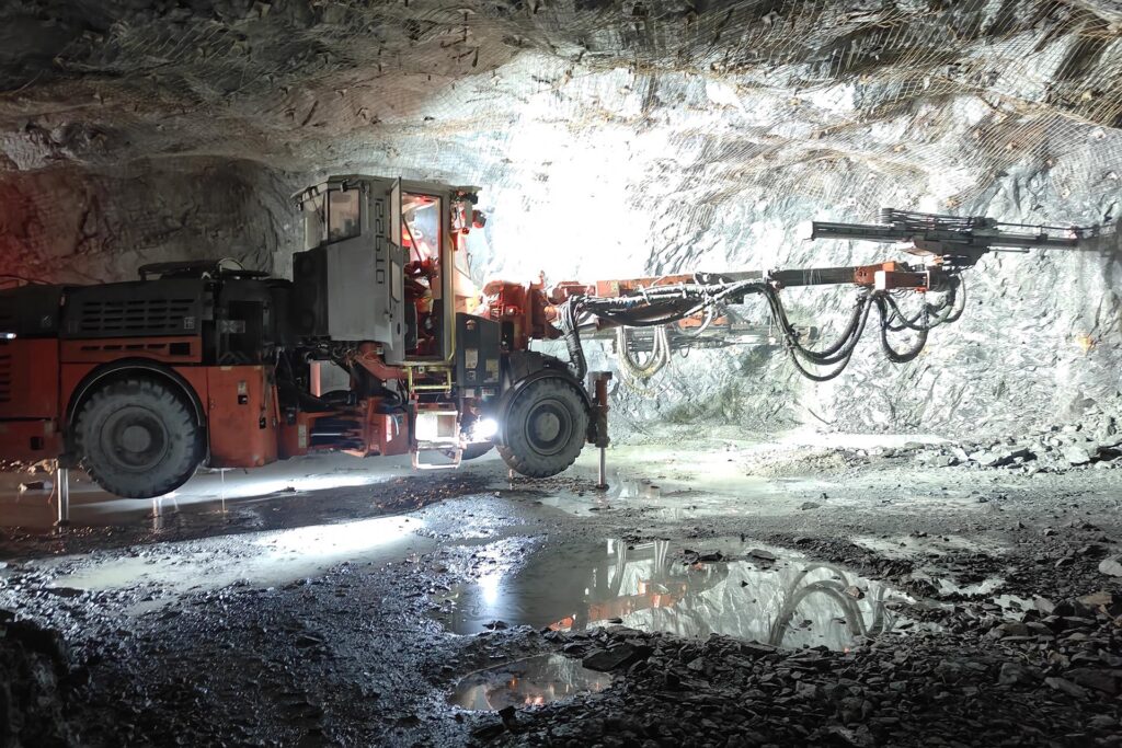 Mining rig in Pampalo